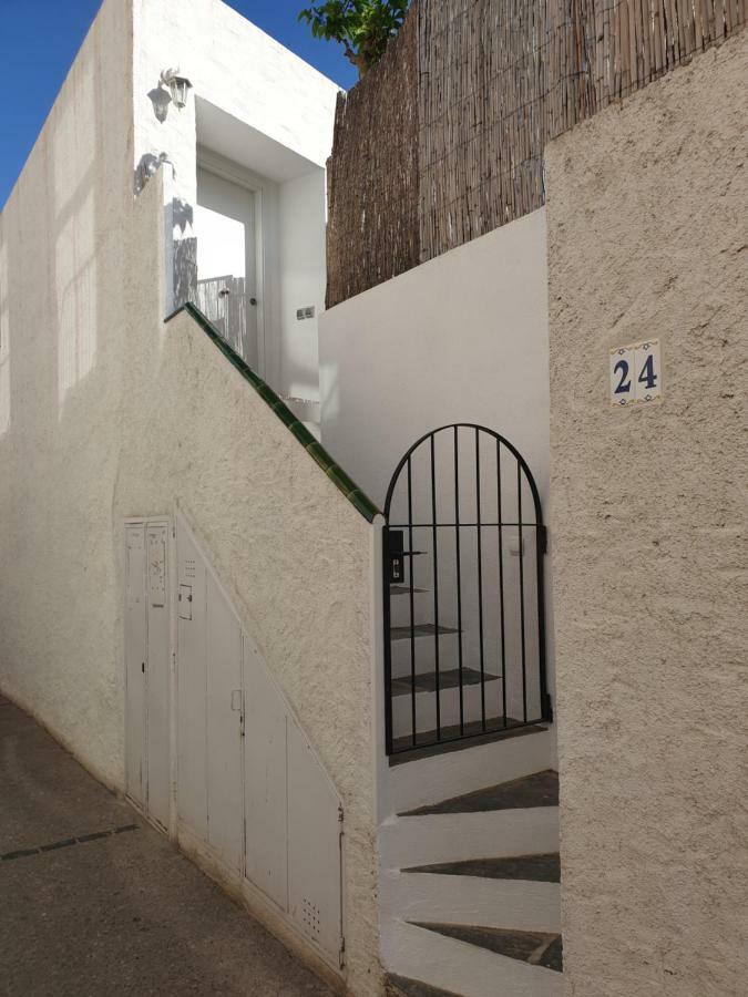 Apt, Gengina, centrico con parking Cadaqués Esterno foto